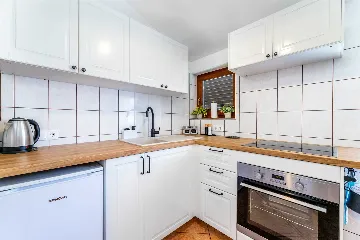 2-Bedroom Apartment in Baška for Up to 5 Guests