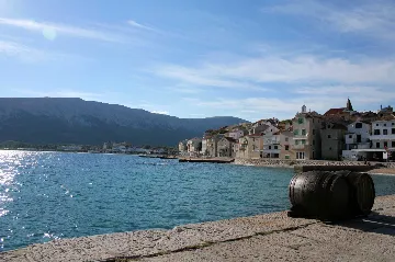 Baška Apartment with Balcony and Parking