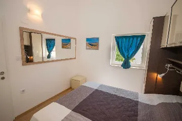 Pet-Friendly Apartment in Baška with Parking