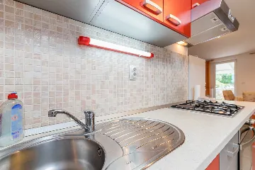 Apartment in Baška with Terrace for Up to 4 Guests