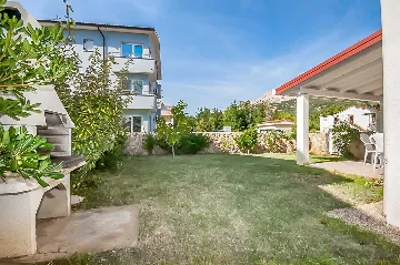 2-Bedroom Apartment in Baška with Terrace & Grill