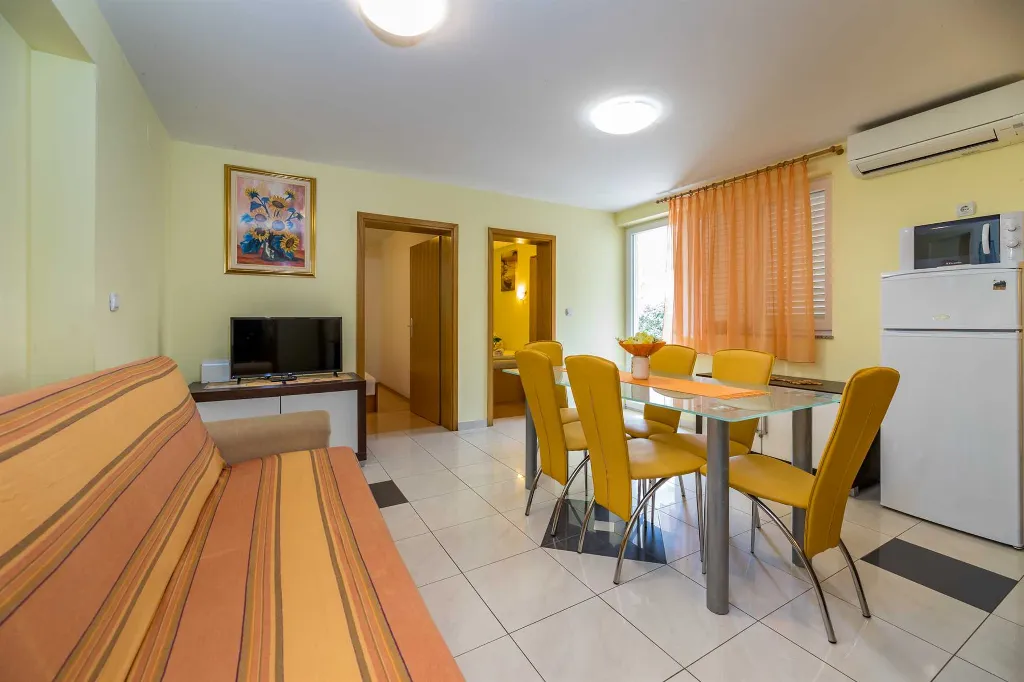 2-Bedroom Apartment in Baška with Terrace & Grill