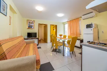 2-Bedroom Apartment in Baška with Terrace & Grill