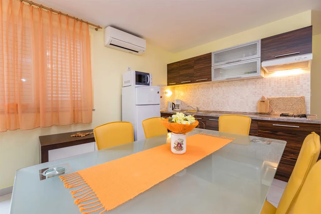 2-Bedroom Apartment in Baška with Terrace & Grill