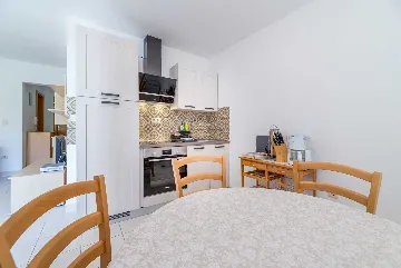 Two-Bedroom Apartment near the Beach in Baška