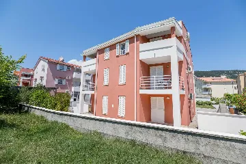 Two-Bedroom Apartment near the Beach in Baška