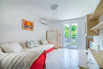 Two-Bedroom Apartment in Baška for Up to 6 Guests