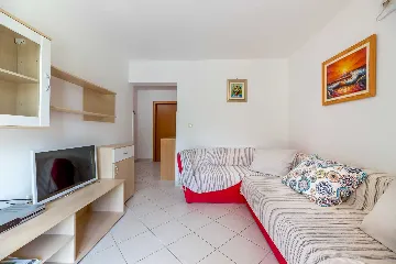 Two-Bedroom Apartment in Baška for Up to 6 Guests