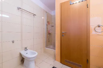 Two-Bedroom Apartment in Baška for Up to 6 Guests