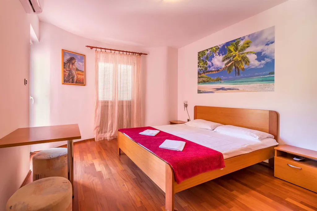 Two-Bedroom Apartment in Baška for Up to 6 Guests