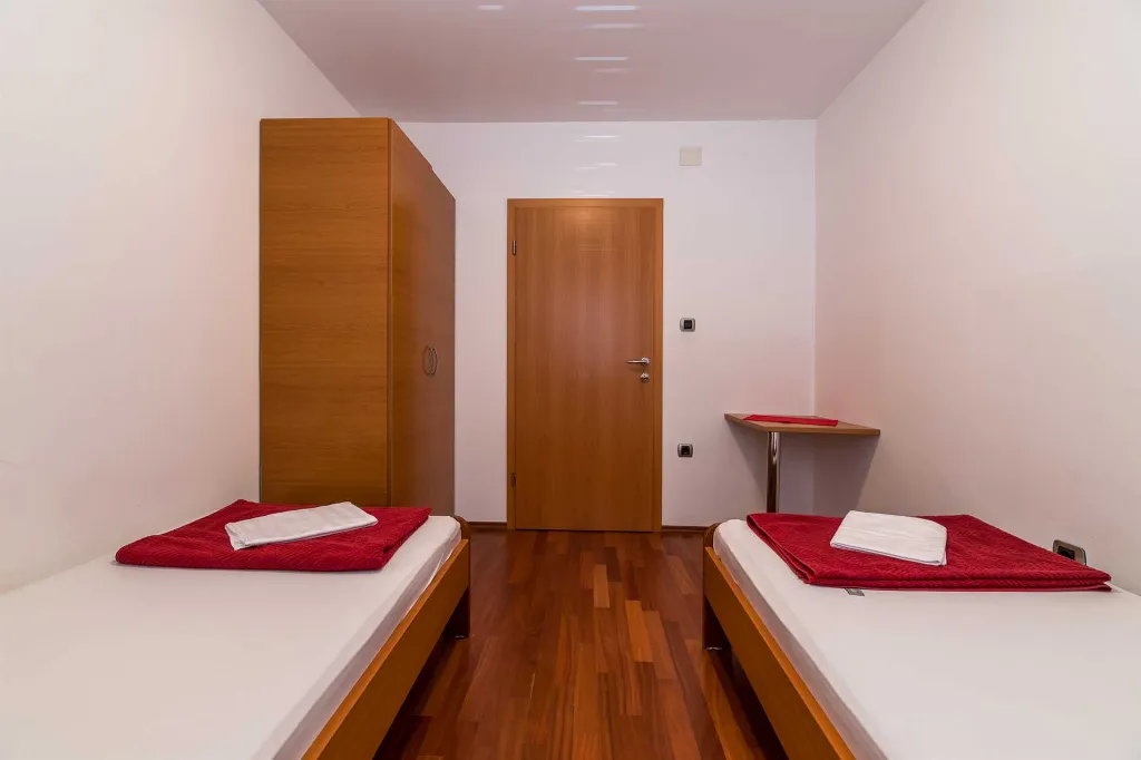 Two-Bedroom Apartment in Baška for Up to 6 Guests