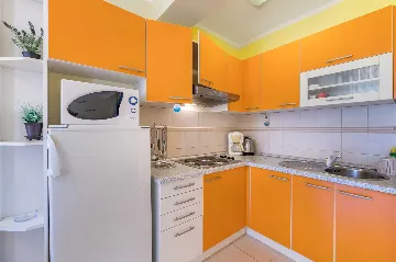 Baška Apartment with 2 Bedrooms and Wi‑Fi