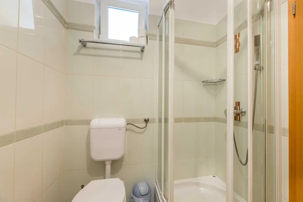 Baška Apartment with 2 Bedrooms and Wi‑Fi