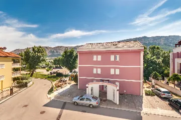 Two-Bedroom Apartment with Terrace in Baška