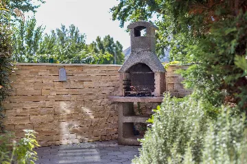 Two-Bedroom Apartment with Terrace in Baška