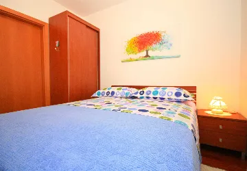 Two-Bedroom Apartment with Terrace in Baška