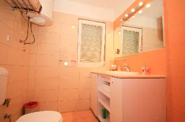 Two-Bedroom Apartment with Terrace in Baška