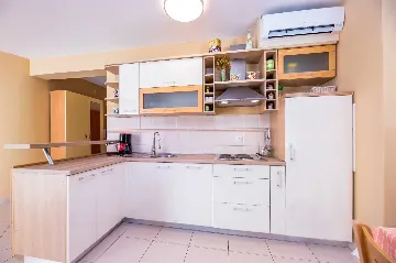 Two-Bedroom Apartment with Terrace in Baška