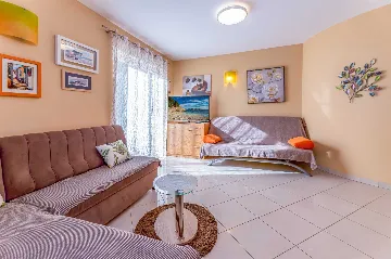 Two-Bedroom Apartment with Terrace in Baška