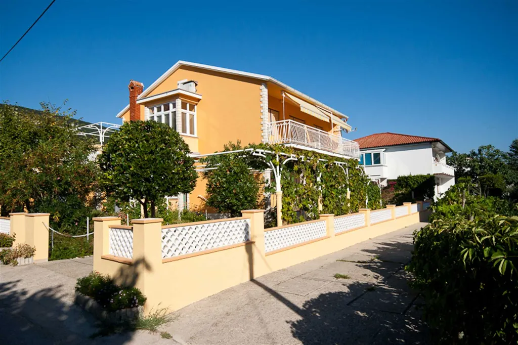 Two-Bedroom Apartment in Baška for Up to 6