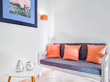 Studio Apartment in Baška for 2 Guests with Parking