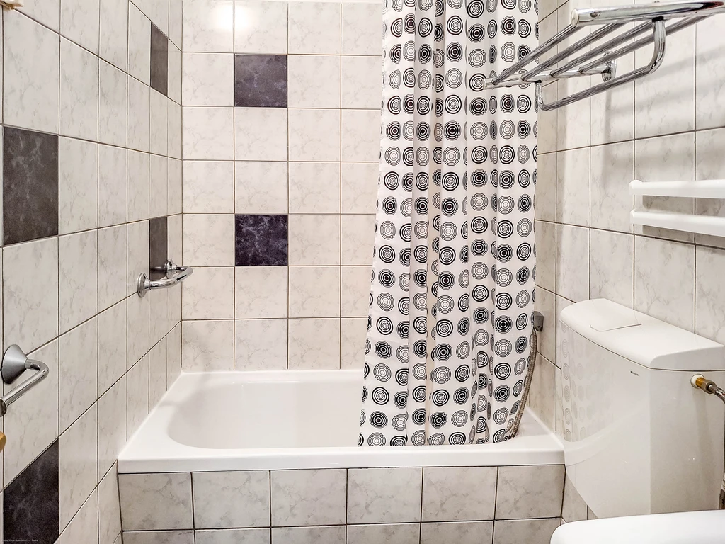 Studio Apartment in Baška for 2 Guests with Parking