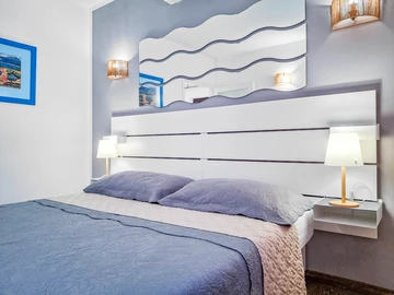 Studio Apartment in Baška for 2 Guests with Parking