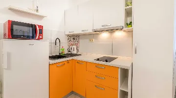 Baška Apartment with Pool for up to 4 Guests