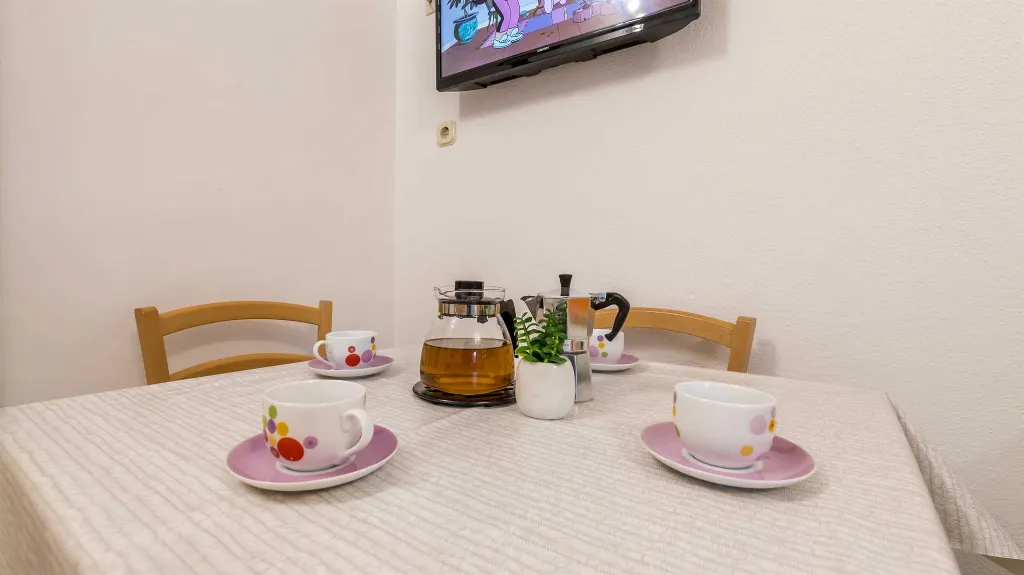 Baška Apartment with Pool for up to 4 Guests