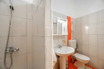 Baška Apartment with Pool for up to 4 Guests