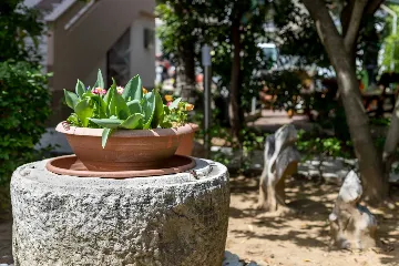 Baška Apartment with Pool for up to 4 Guests