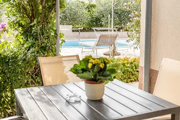 Baška Apartment with Pool for up to 4 Guests