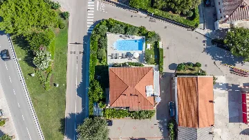 Baška Apartment with Pool for up to 4 Guests