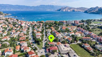 Baška Apartment with Pool for up to 4 Guests
