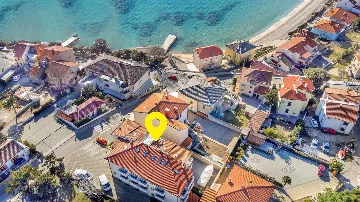 Apartment for Up to 5 with Balcony in Baška