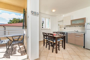 Apartment for Up to 5 with Balcony in Baška