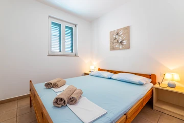 Apartment for Up to 5 with Balcony in Baška