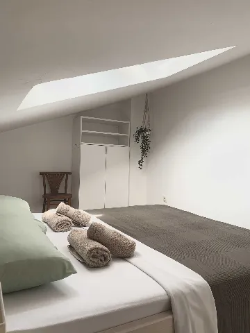Studio Apartment in Baška with Terrace & Sea View