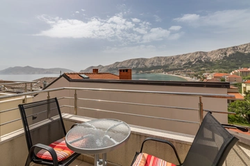 Studio Apartment in Baška with Terrace & Sea View