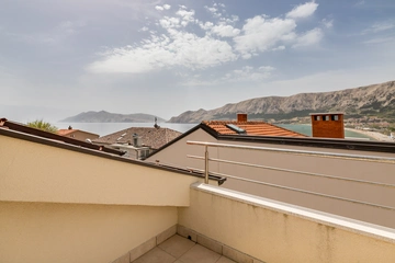 Studio Apartment in Baška with Terrace & Sea View