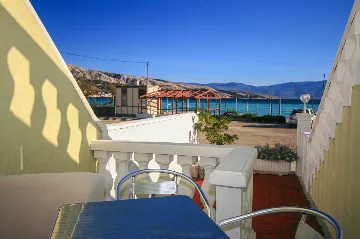 Sea-Front Apartment for 2 in Baška, Croatia