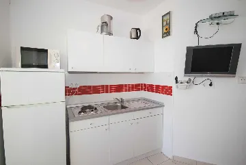 Sea-Front Apartment for 2 in Baška, Croatia