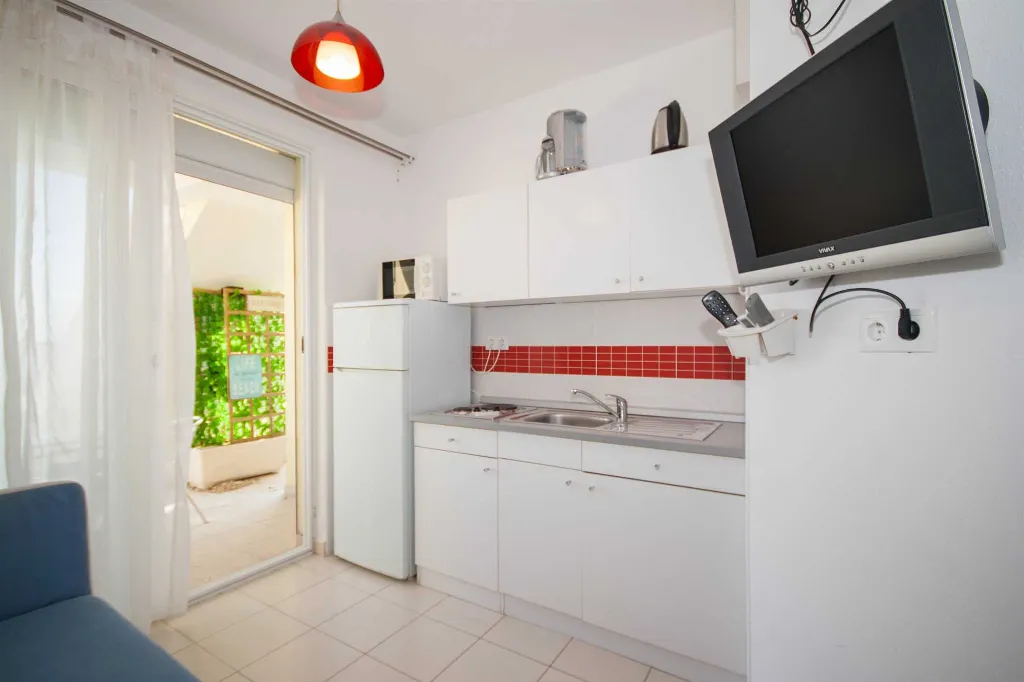 Sea-Front Apartment for 2 in Baška, Croatia