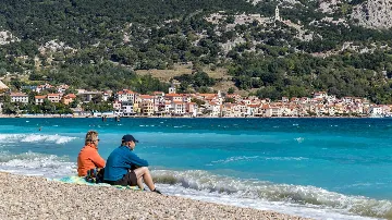 Sea-Front Apartment for 2 in Baška, Croatia