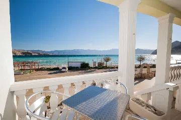 Baška Duplex Apartment for up to 4 Guests