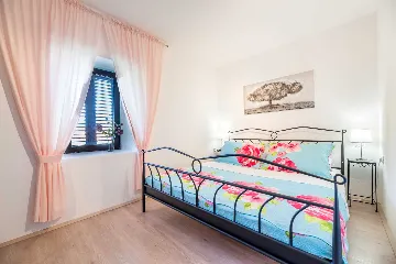 2-Bedroom Apartment in Baška for 4 Guests
