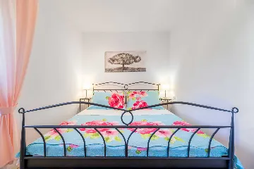 2-Bedroom Apartment in Baška for 4 Guests