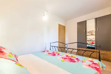 2-Bedroom Apartment in Baška for 4 Guests