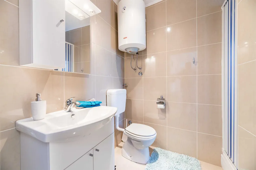 2-Bedroom Apartment in Baška for 4 Guests