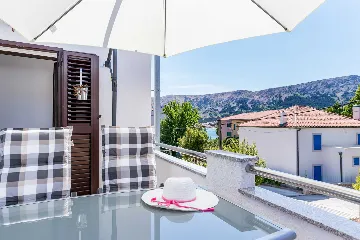 2-Bedroom Apartment in Baška for 4 Guests